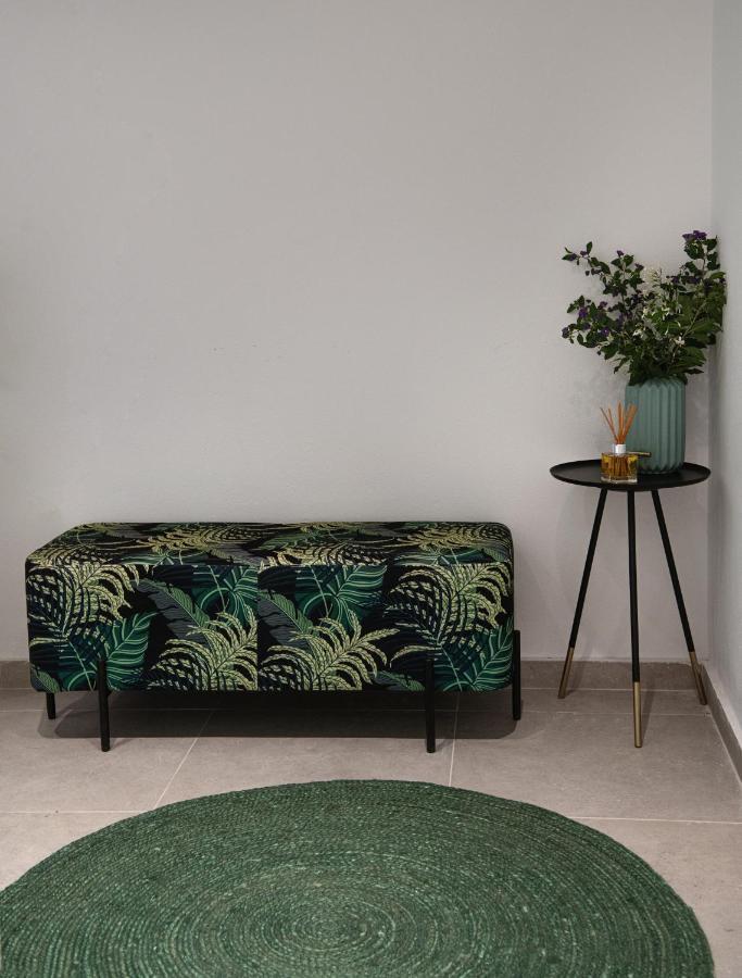 Altera Pars Suites Mesaria Bagian luar foto