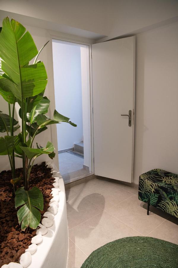 Altera Pars Suites Mesaria Bagian luar foto