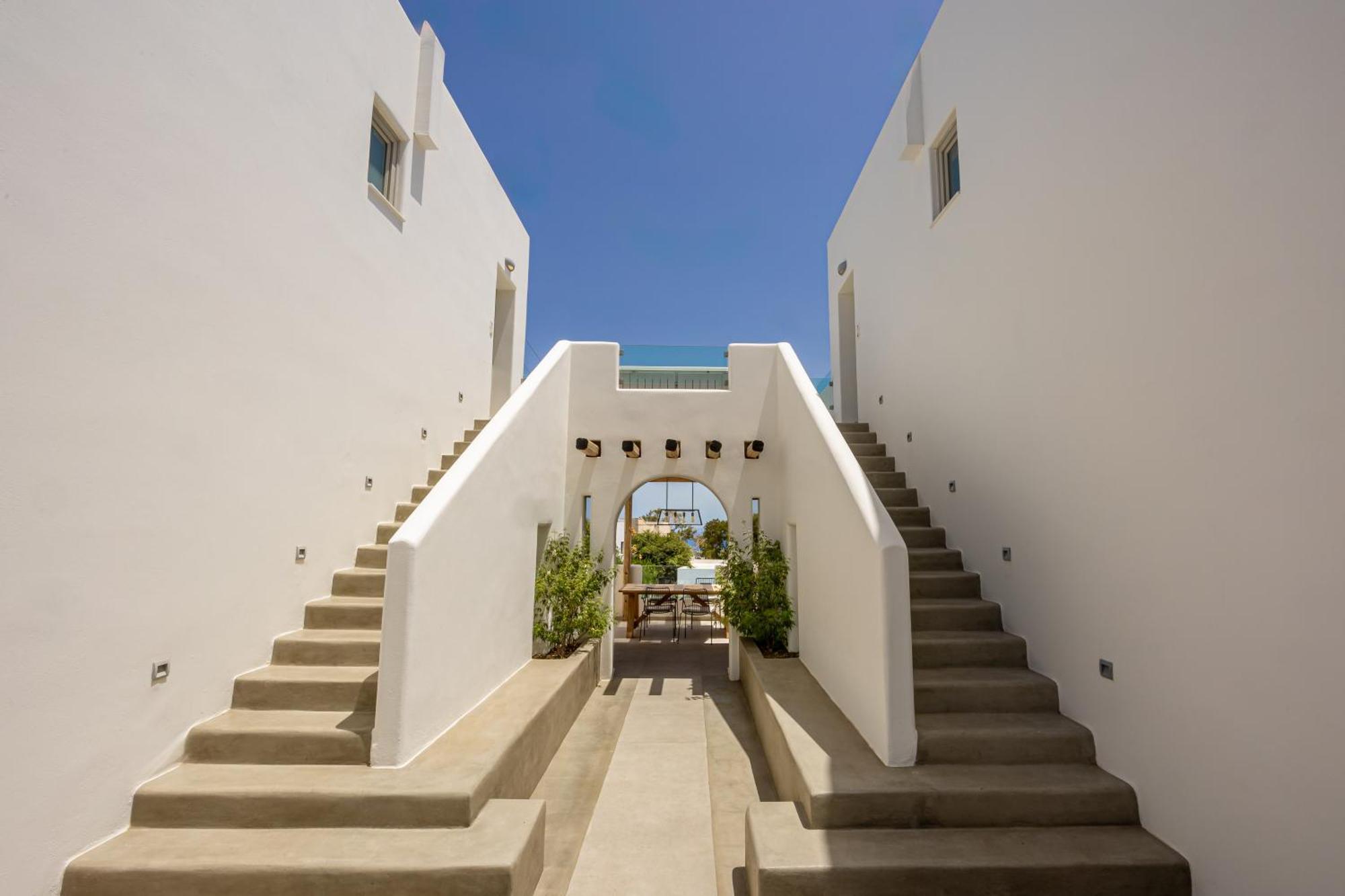 Altera Pars Suites Mesaria Bagian luar foto