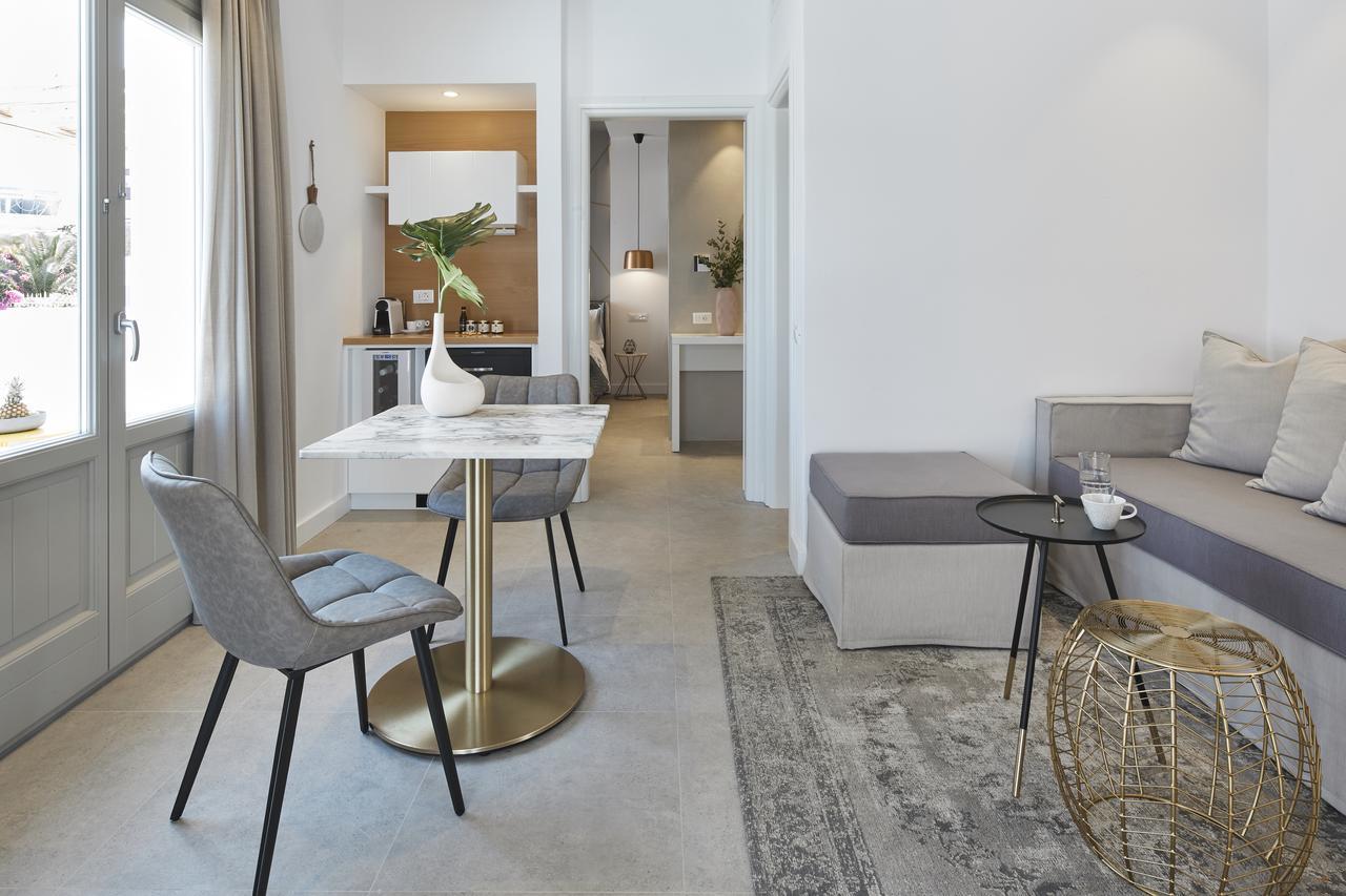 Altera Pars Suites Mesaria Bagian luar foto