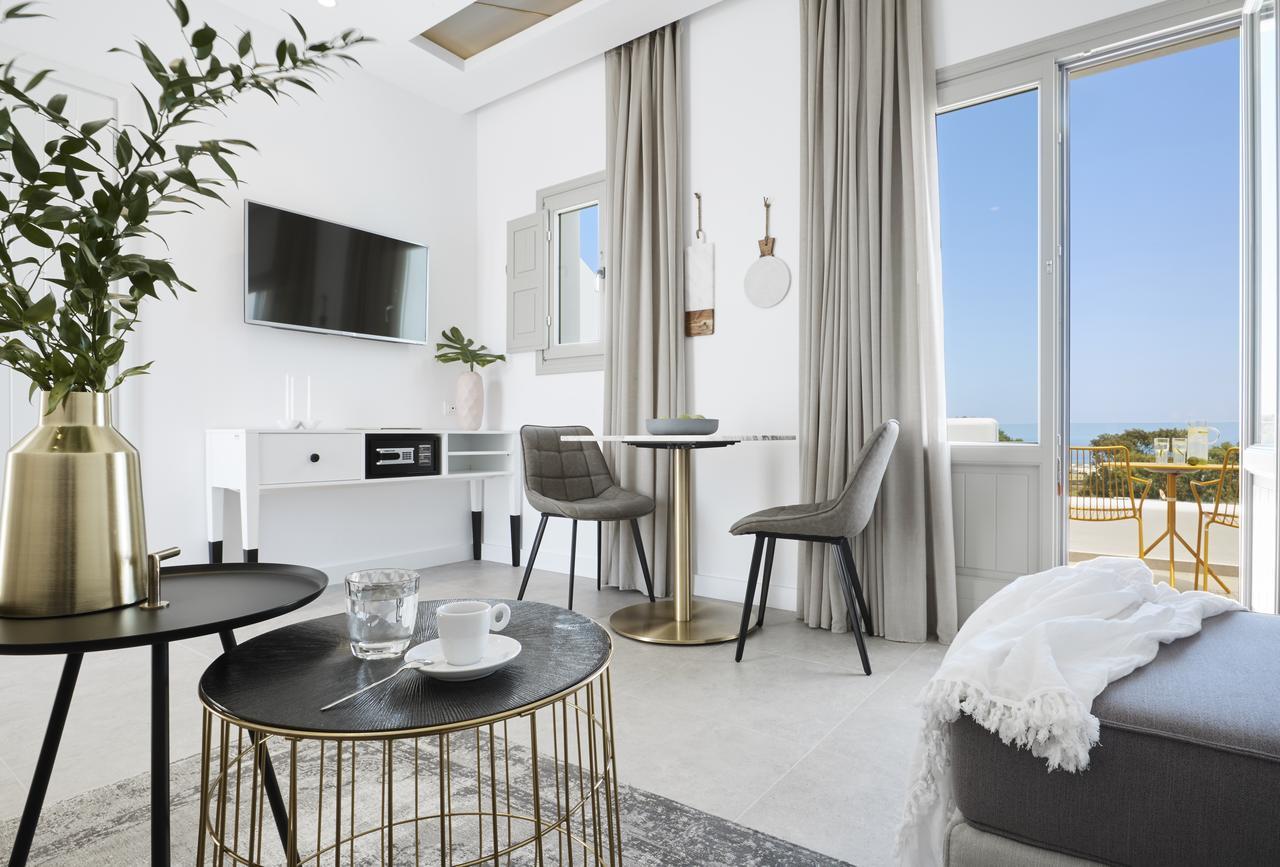 Altera Pars Suites Mesaria Bagian luar foto