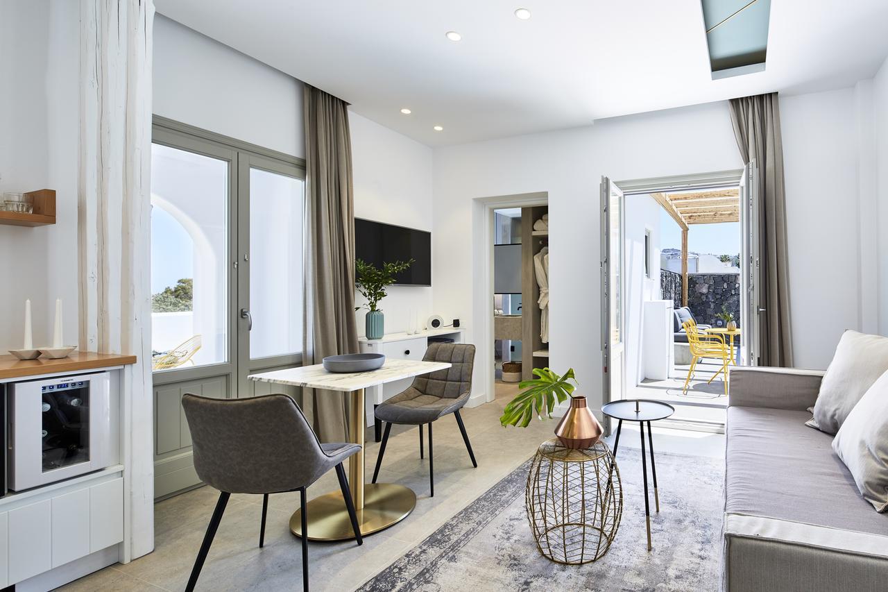 Altera Pars Suites Mesaria Bagian luar foto