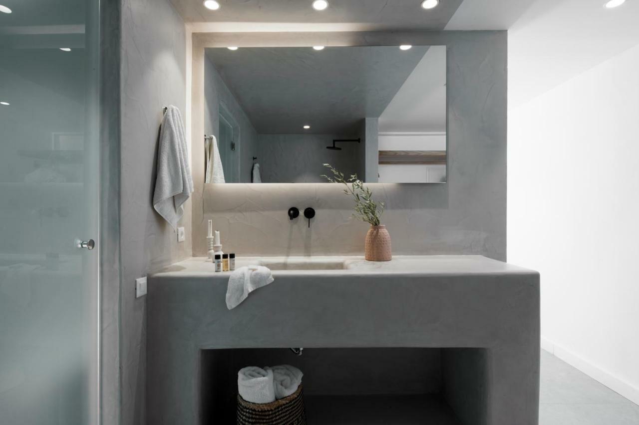 Altera Pars Suites Mesaria Bagian luar foto